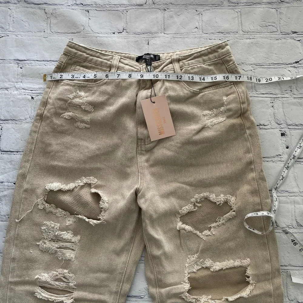Missguided Riot Rise Ripped Mom Jeans - Picture 5 of 12